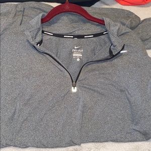 ✔️NIKE DRIFIT HALF ZIP✔️